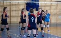 Młode siatkarki KS AGH Kraków na turnieju w Liszkach. 2016-09-10